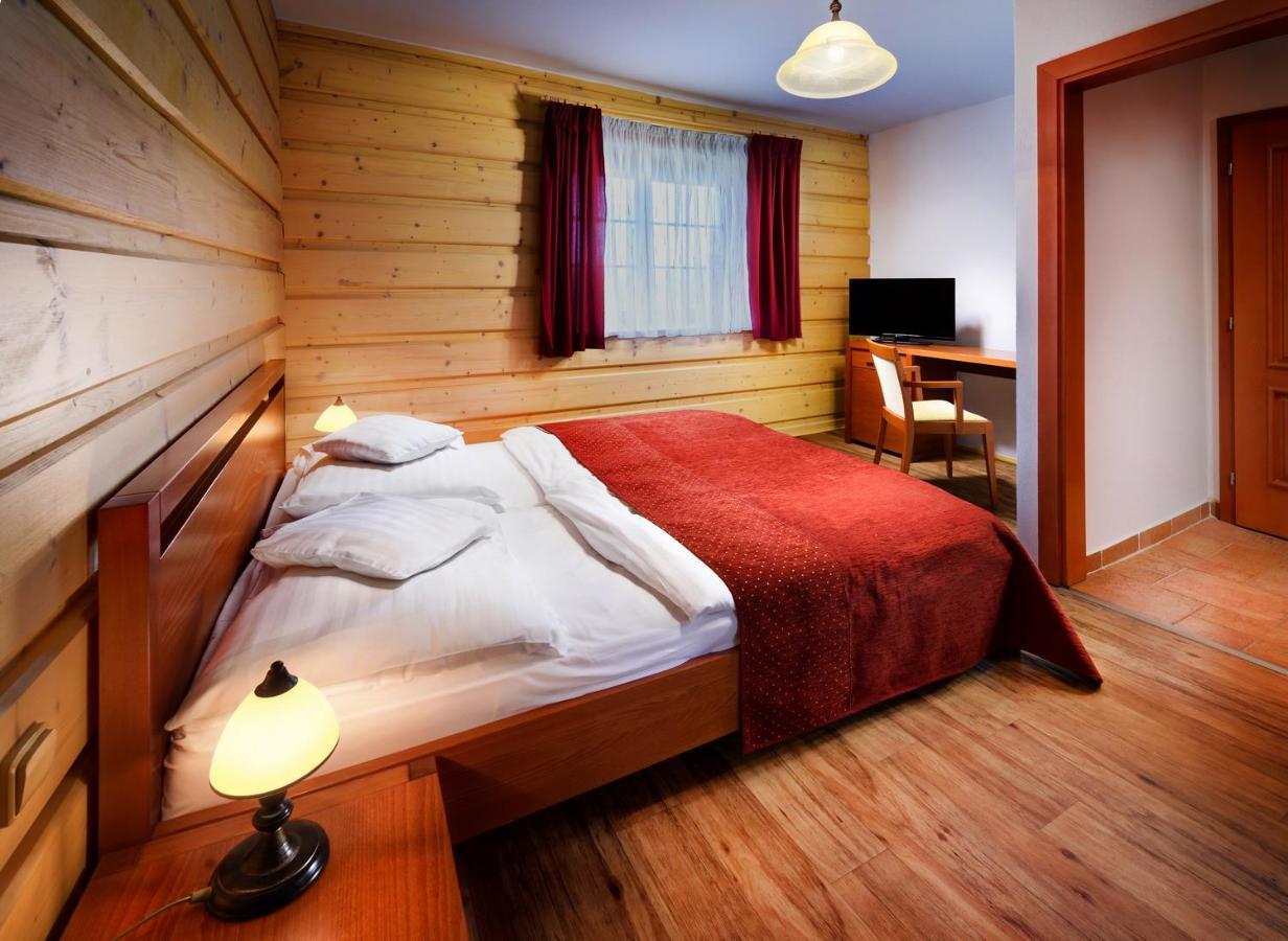 Green Inn Hotel Ostravice Eksteriør billede